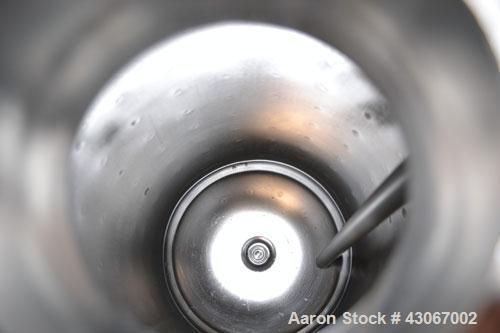 Used Alloy Products Reactor, 10 Gallon, Hastelloy C-22, Vertical. Approximately 12’’ diameter x 21’’ straight side, dished top and bottom. Internal rated 125 psi at -20 to 300 degrees F, 304 dimple j...
