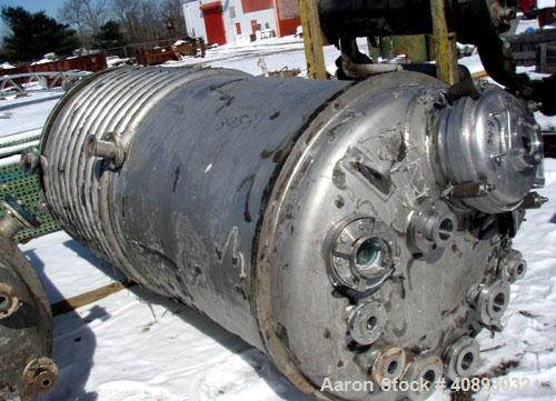 Used Apache Reactor Body, 1000 gallon, Hastelloy C276, vertical. 51'' diameter x 108'' straight side. Dished top and bottom. Internal rated 75 psi and full vacuum at 450 F. 304L stainless steel 1/2 p...