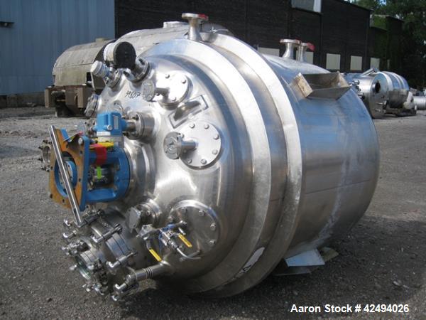 Used Apache reactor, 500 gallon, hastelloy C276 construction, 54" diameter x 40" straight side, semi elliptical top and bottom, rated 100 psi and full vacuum at 285 f internal, 316L stainless steel 1...