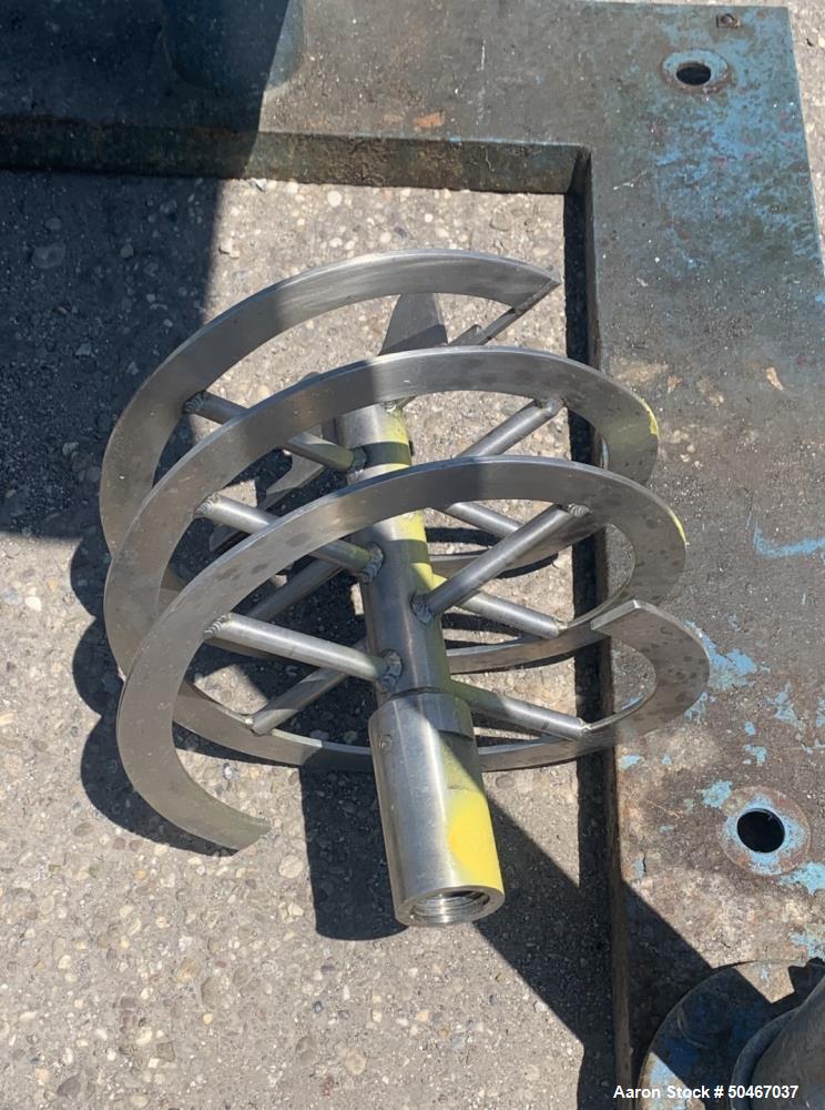 Used Autoclave Engineers High Pressure Reactor, 5 Gallon.