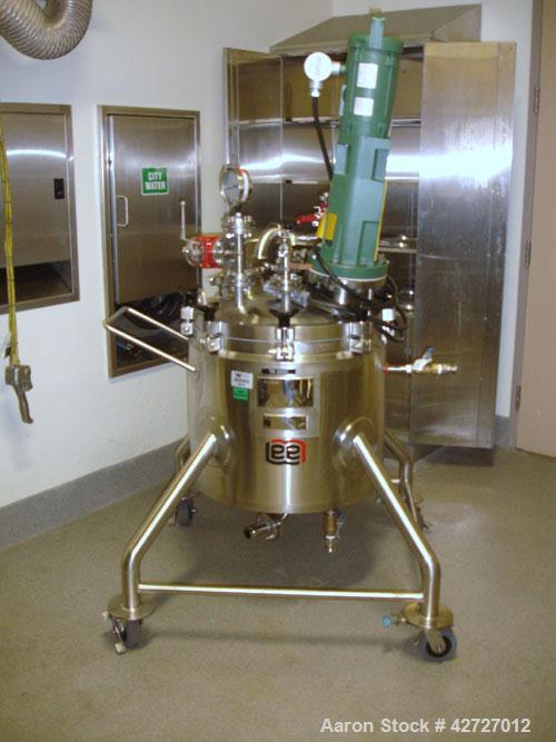 Used Lee Industries Reactor, 30 Gallon, Model 30 U, Hastelloy C22. 24" Diameter x 18" straight side, removable dish top, dish bottom, rated 50 psi and full vacuum at 350 F internal, jacketed for 150 ...