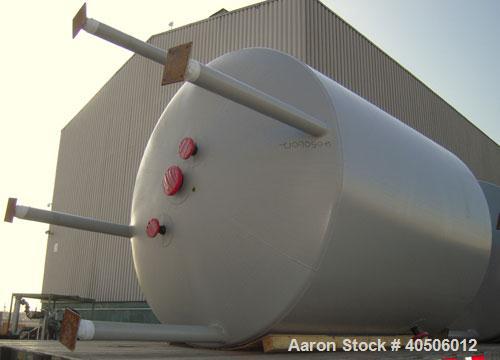 Unused- Mueller Reactor, 2,500 Gallon, Model "F", SA-516 GR 70 Carbon Steel, Vertical. 90" diameter x 84" straight side, 2:1 elliptical top and bottom. Internal rated 30 psi at 600 deg F and -20 deg ...