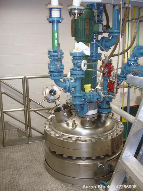 Used Stainless Steel Industries Reactor, 100 Gallon, Hastelloy, Vertical. 30" Diameter x 36" straight side, dished removable top, dish bottom. Internal rated 100 psi at 450 deg.f., jacket rated 122 p...
