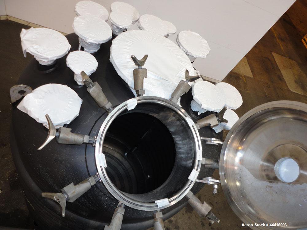 Unused- Holloway America Reactor, 1000 Gallon, Hastelloy C-276, Vertical. Approximate 62” Diameter x 70” straight side, dished top and bottom. Internal rated 60 psi at -76 to 500 degrees F, 304L Stai...