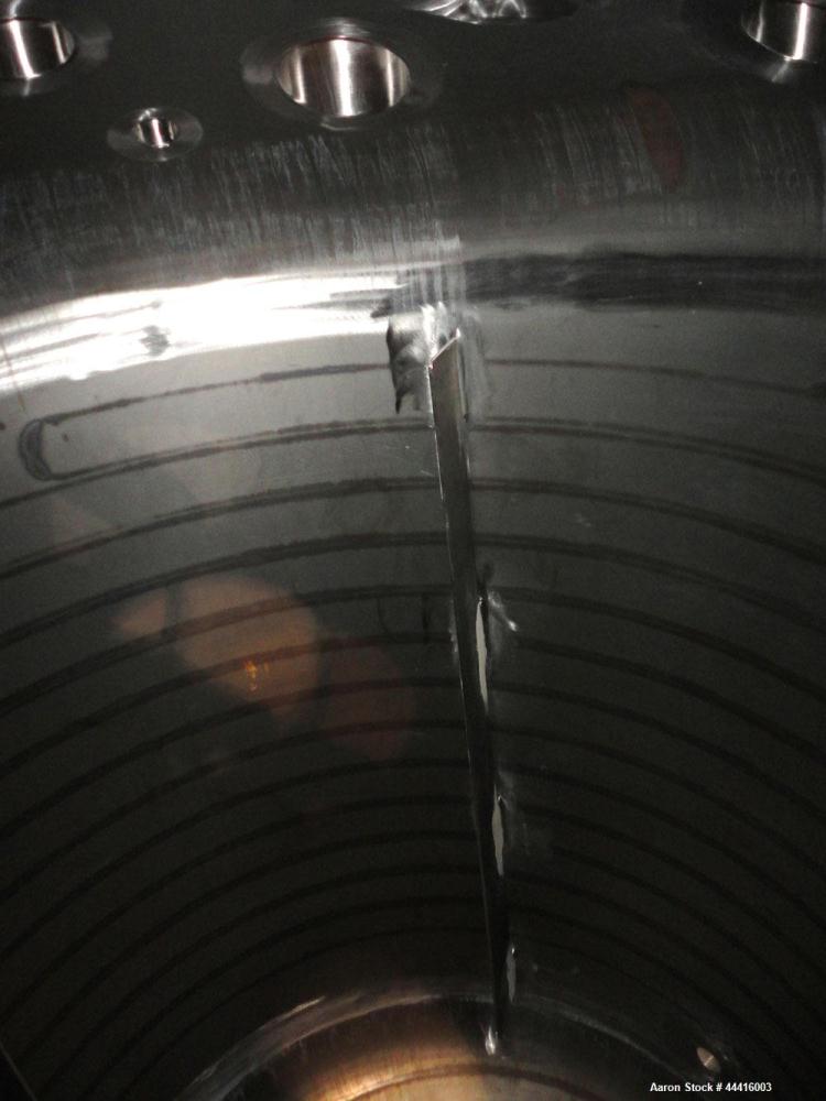 Unused- Holloway America Reactor, 1000 Gallon, Hastelloy C-276, Vertical. Approximate 62” Diameter x 70” straight side, dished top and bottom. Internal rated 60 psi at -76 to 500 degrees F, 304L Stai...