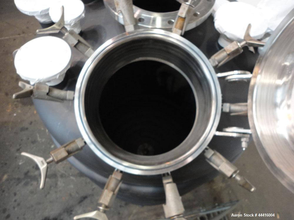 Unused- Holloway America Reactor, 1000 Gallon, Hastelloy C-276, Vertical. Approximate 62” Diameter x 70” straight side, dished top and bottom. Internal rated 60 psi at -76 to 500 degrees F, 304L Stai...