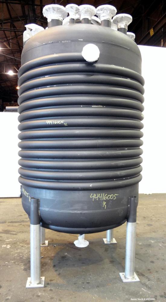Unused- Holloway America Reactor, 1000 Gallon, Hastelloy C-276, Vertical. Approximate 62” Diameter x 70” straight side, dished top and bottom. Internal rated 60 psi at -76 to 500 degrees F, 304L Stai...