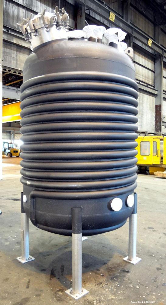Unused- Holloway America Reactor, 1000 Gallon, Hastelloy C-276, Vertical. Approximate 62” Diameter x 70” straight side, dished top and bottom. Internal rated 60 psi at -76 to 500 degrees F, 304L Stai...