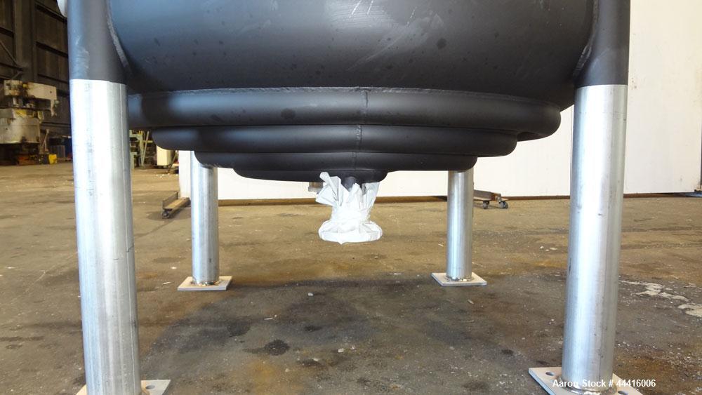Unused- Holloway America Reactor, 1000 Gallon, Hastelloy C-276, Vertical. Approximate 62” Diameter x 70” straight side, dished top and bottom. Internal rated 60 psi at -76 to 500 degrees F, 304L Stai...