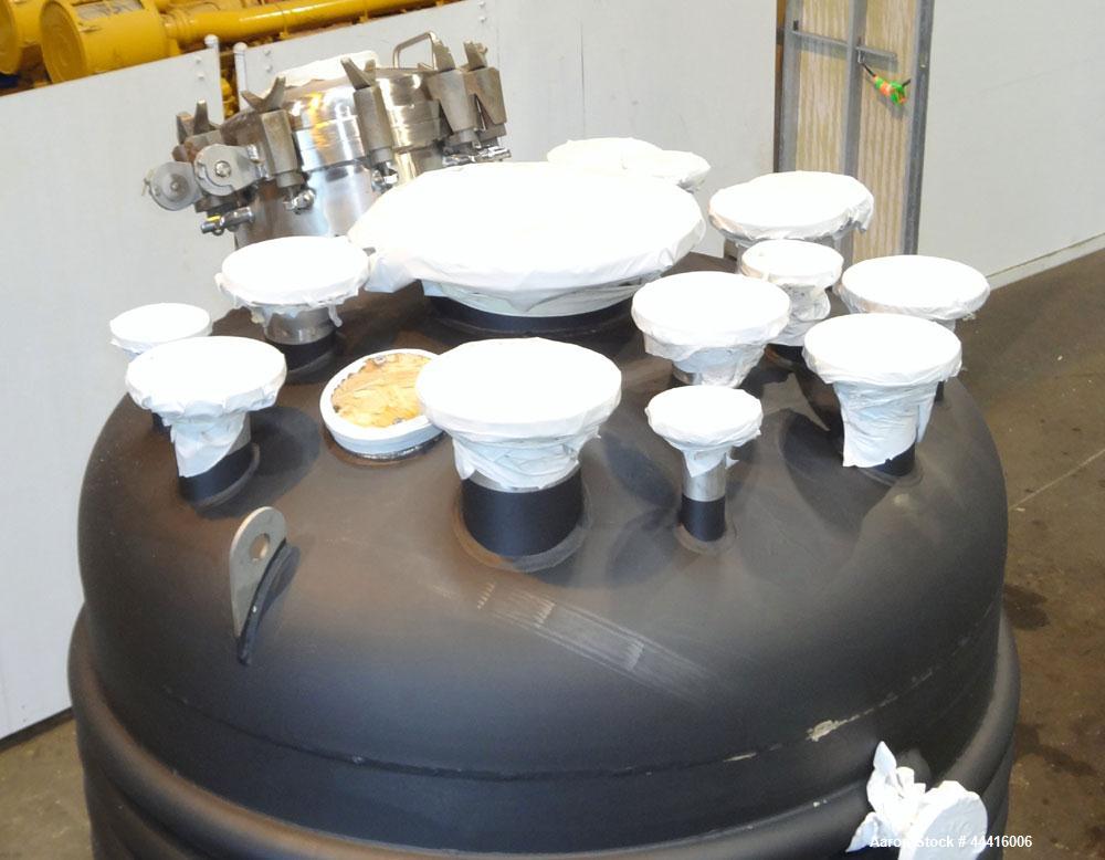 Unused- Holloway America Reactor, 1000 Gallon, Hastelloy C-276, Vertical. Approximate 62” Diameter x 70” straight side, dished top and bottom. Internal rated 60 psi at -76 to 500 degrees F, 304L Stai...