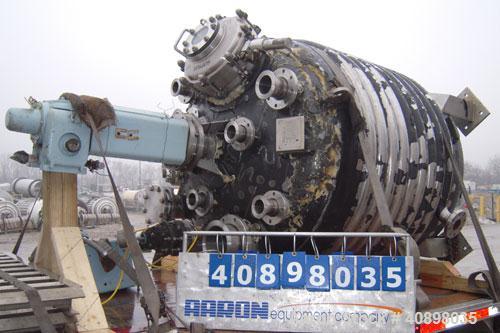 Used Northland Stainless Reactor, 700 gallon, Hastelloy C22, vertical. 60'' diameter x 48'' straight side, 2:1 elliptical top and bottom. Internal rated 100 psi and full vacuum at 450 deg F, 316L sta...