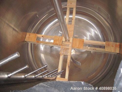 Used Northland Stainless Reactor, 700 gallon, Hastelloy C22, vertical. 60'' diameter x 48'' straight side, 2:1 elliptical top and bottom. Internal rated 100 psi and full vacuum at 450 deg F, 316L sta...