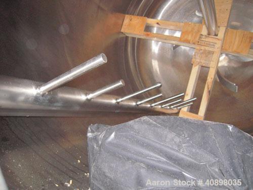 Used Northland Stainless Reactor, 700 gallon, Hastelloy C22, vertical. 60'' diameter x 48'' straight side, 2:1 elliptical top and bottom. Internal rated 100 psi and full vacuum at 450 deg F, 316L sta...