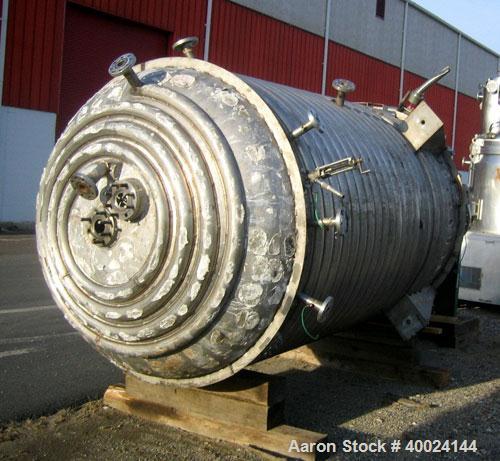 Used Roben Reactor, 2500 Gallon, Hastelloy C276, Vertical. 6' diameter x 9' straight side, elliptical top and bottom. Internal rated fv/300 psi at 350 deg F, 316L stainless steel 1/2 pipe coil jacket...