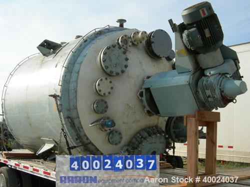 Used: Pfaudler K series glass lined reactor, 4000 gallon, white glass with calibration lines. Approximately 96" diameter x 109" straight side, dished top and bottom. Jacketed. 5RW drive, ratio 18 to ...