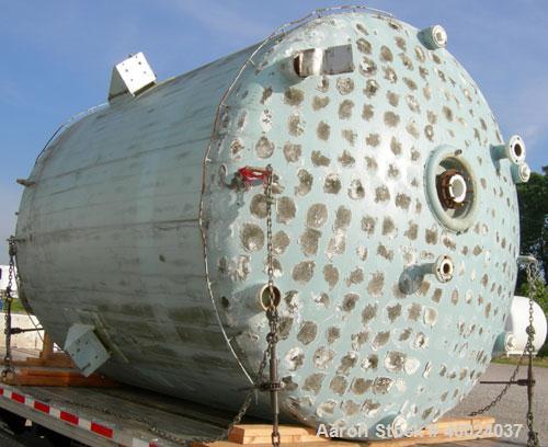 Used: Pfaudler K series glass lined reactor, 4000 gallon, white glass with calibration lines. Approximately 96" diameter x 109" straight side, dished top and bottom. Jacketed. 5RW drive, ratio 18 to ...
