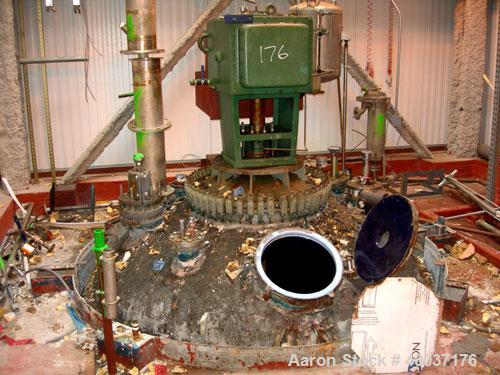 Used Used: DeDietrich glass lined reactor, 3000 gallon, 3008 blue glass. Approximately 8' diameter x 7' straight side, dish top and bottom. Internal rated 100/fv psi at 500 deg.f., jacket rated 90 ps...