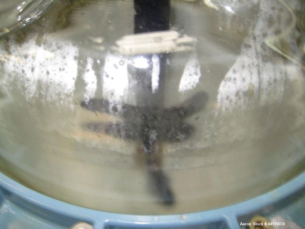 Used Buchi Glass Reactor, 30 Liter (7.9 Gallon). Internal rated +0.5/-1.0 bar at +200/-50 degrees C, jacket rated +10/-1.0 bar at +200/-60 degrees C. Bolted glass dished top, welded glass-lined (whit...