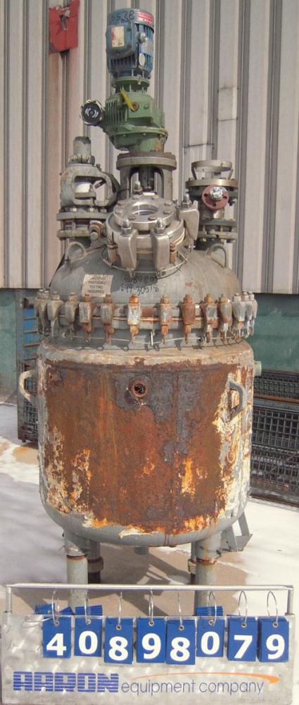 Used DeDietrich Clamp Top Glass Lined Reactor, 100 gallon, 3009 white glass with calibration lines, vertical. Approximately 30’’ diameter x 30’’ straight side, dished bolt on top, dish bottom. Intern...