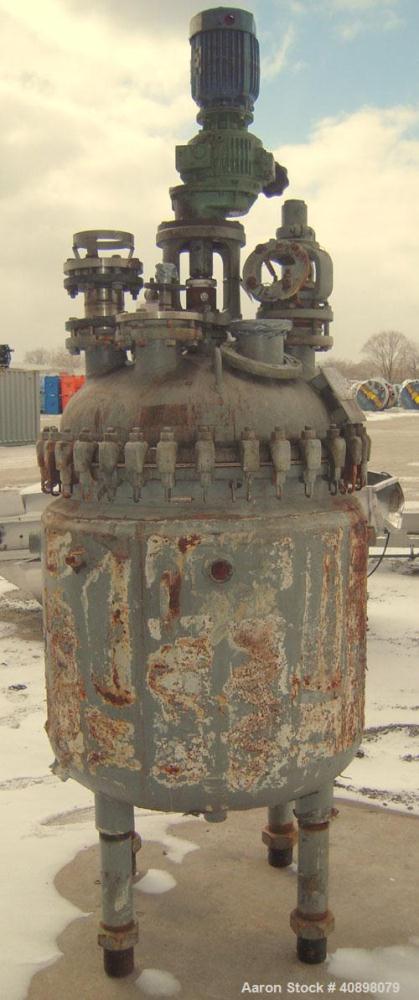 Used DeDietrich Clamp Top Glass Lined Reactor, 100 gallon, 3009 white glass with calibration lines, vertical. Approximately 30’’ diameter x 30’’ straight side, dished bolt on top, dish bottom. Intern...