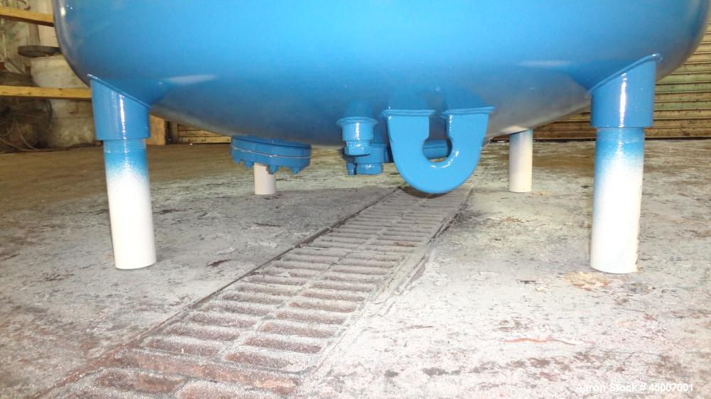 Used DeDietrich 1000 Gallon Glass Lined Reactor Body with 30" great cover and 14" x 18" oval manway with cover. Model SA-1000. Type 3008 blue glass. Approximately 60" diameter x 72" straight side. Di...