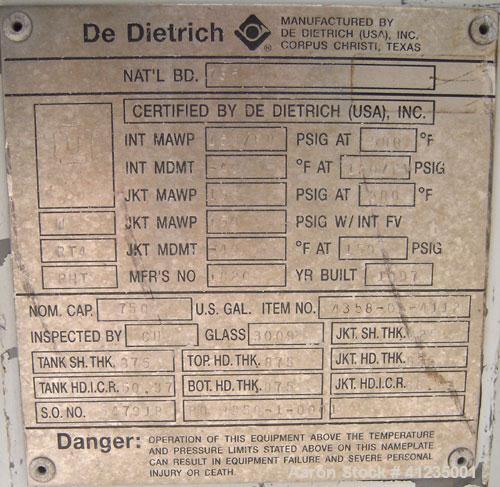 Used De Dietrich Closed Top Glass Lined Reactor Body, 750 gallon, 3009 white glass with calibration lines. Approximately 61'' diameter x 60'' straight side, dished top and bottom. Internal rated 150/...