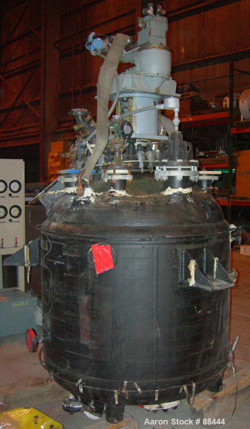USED: Dedietrich 300 gallon glass lined reactor, model SA-300. Type 3009 glass. 48" diameter. Dished heads. Internal rated 100 PSI/FV at 500 degrees F. Jacket rated 100 PSI at 500 degrees F. 3 blade ...