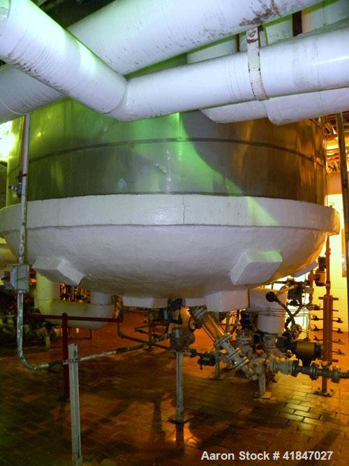 Used Dedietrich Glass Lined Reactor, 4000 Gallon, Model SA, 3009 White Glass With Calibration Lines, Vertical. Approximately 96" diameter x 108" straight side, dished top and bottom. Internal rated 1...