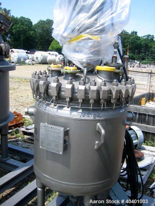 Unused- De Dietrich clamp top glass lined reactor, 50 gallon, 3009 glass, vertical. Internal rated 150 psi/fv at 500 deg F, jacket rated 125 psi at 500 deg F, or 110 psi with internal vacuum. 1.5 hp,...