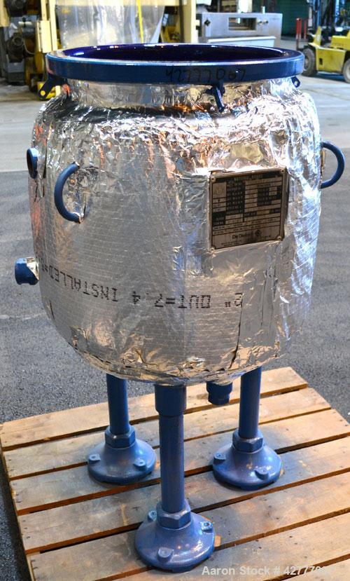 Used De Dietrich Clamp Top Glass Lined Reactor, 30 Gallon, 9115 Blue Glass. Vertical. Approximately 19-1/2 diameter x 24 straight side, dished bolt on top, dish bottom. Internal rated 150/FV psi at 5...