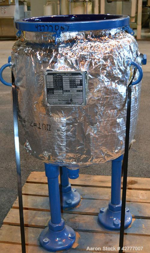 Used De Dietrich Clamp Top Glass Lined Reactor, 30 Gallon, 9115 Blue Glass. Vertical. Approximately 19-1/2 diameter x 24 straight side, dished bolt on top, dish bottom. Internal rated 150/FV psi at 5...