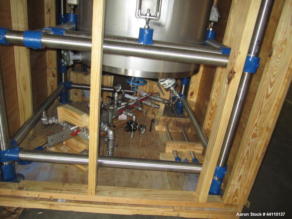 Unused- DeDietrich Glass Lined Reactor, 100 Liter (26.4 Gallon). Rated 15 psi and full vacuum at 482 F internal, jacket rated 145 psi and full vacuum at 482 F. type 3009 Glass. QVF top. 304 Stainless...