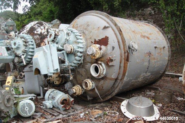 Used Dedietrich Glass Lined Reactor, 2000 gallons, Lightnin Series 10 agitator drive with mechanical seal.