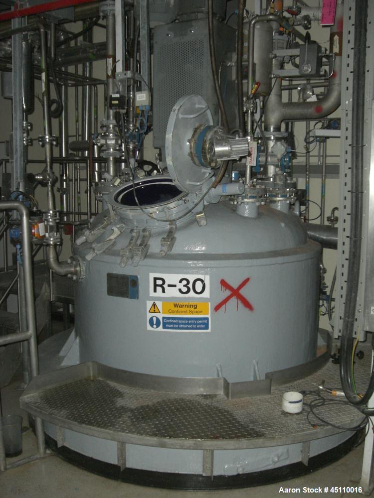 Used 2,310 Litre DeDietrich Vertical Glass Lined Reactor