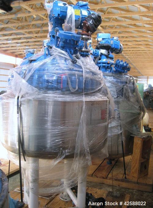 Used Pfaudler Glass Lined Reactor, 50 gallon, model E32-50-100-150. 32'' Diameter x 12'' straight side. 2:1 Elliptical bolt on head, 2:1 elliptical bottom. Internal rated 100 psi/FV at -20 to 450 deg...