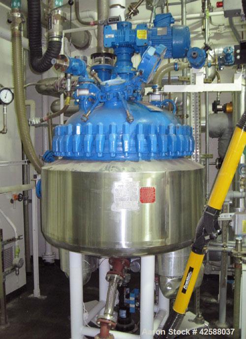 Used Pfaudler Glass Lined Reactor, 50 gallon, model E32-50-100-150. 32'' Diameter x 12'' straight side. 2:1 Elliptical bolt on head, 2:1 elliptical bottom. Internal rated 100 psi/FV at -20 to 450 deg...