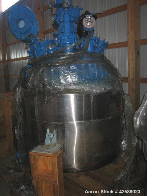 Used Pfaudler Glass Lined Reactor, 200 gallon, model E40-200-100-150. 40" Diameter x 30" straight side. 2:1 Elliptical bolt on head, 2:1 elliptical bottom. Internal rated 100 psi/FV at -20 to 450 deg...