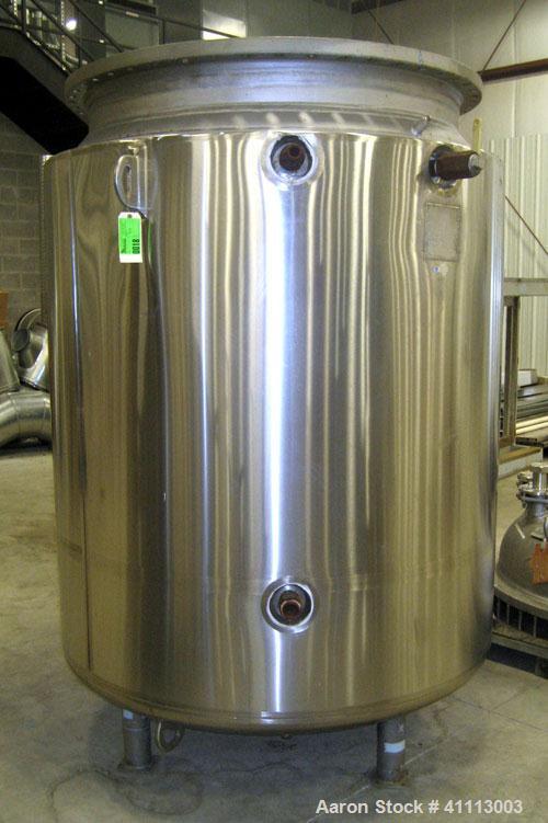 Used Pfaudler Glass Lined Reactor, 500 gallon, blue glass, vertical. 48'' diameter x 77'' high, , dish bottom. Internal rated 25 psi and full vacuum at 450 deg F, carbon steel jacket with stainless s...