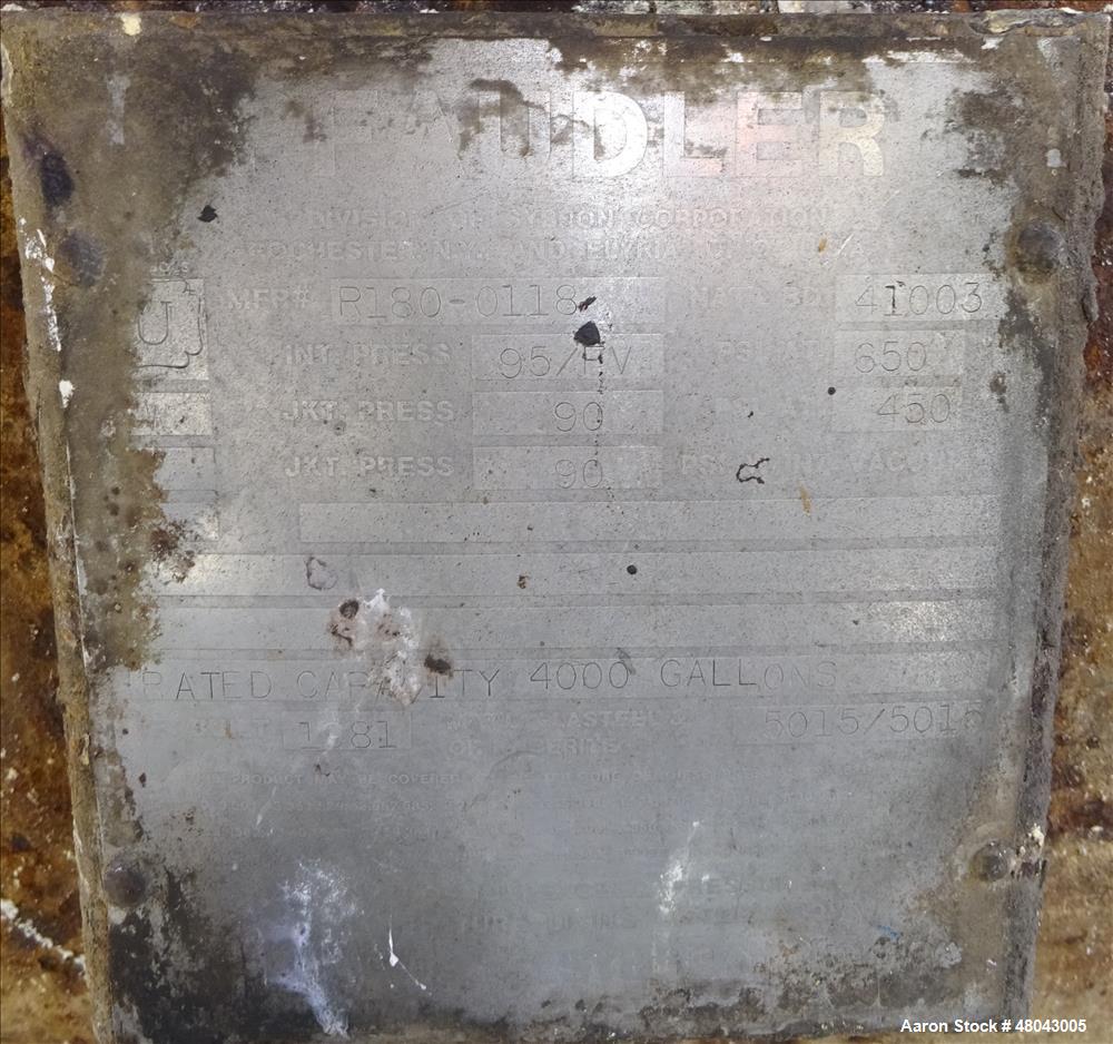 Used Pfaudler Glass Lined Reactor, 4,000 Gallon, Vertical.