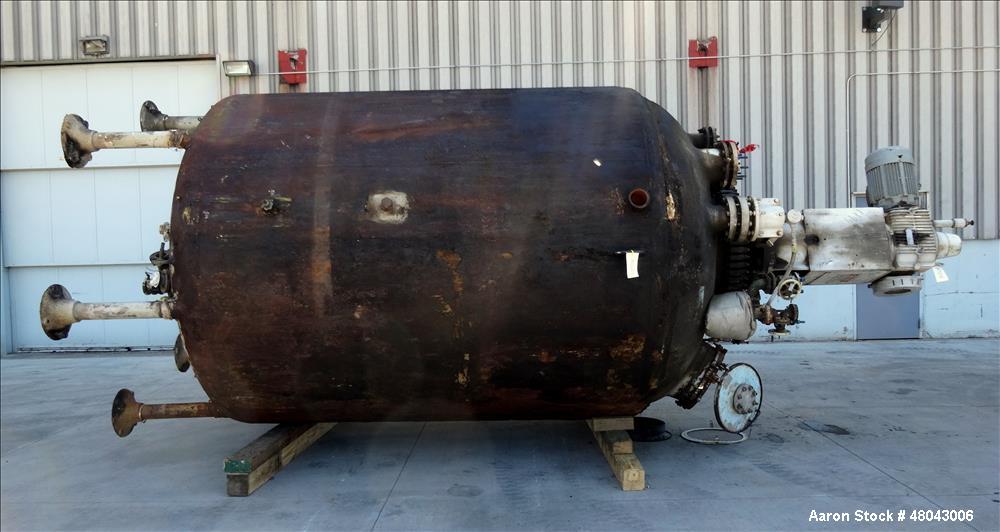 Used Pfaudler Glass Lined Reactor, 4,000 Gallon, 3315 Blue Glass, Vertical.