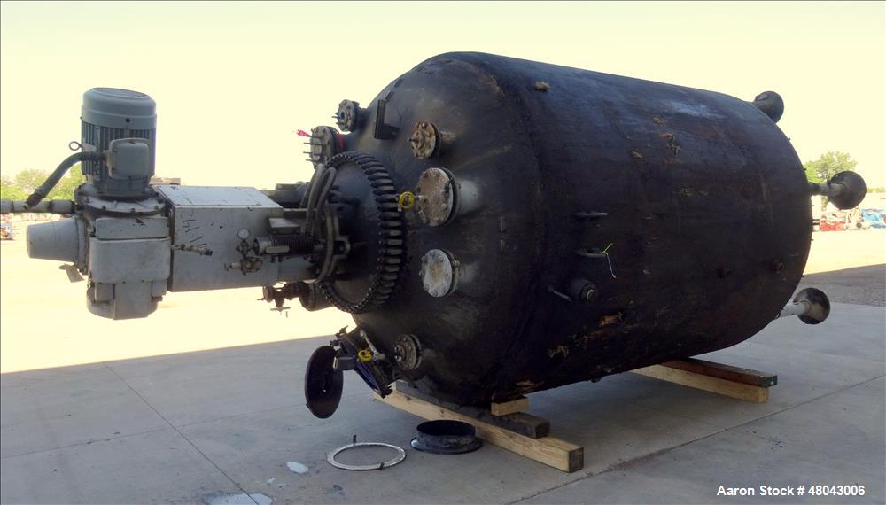 Used Pfaudler Glass Lined Reactor, 4,000 Gallon, 3315 Blue Glass, Vertical.