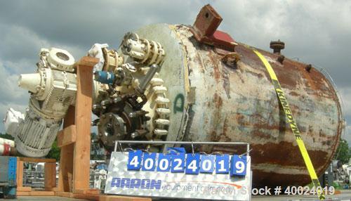 Used Pfaudler Glass Lined Reactor, 1000 gallon, white glass with calibration lines. Approximately 5' diameter x 6' straight side, dished top and bottom. Internal rated 100 psi and full vacuum at 450 ...
