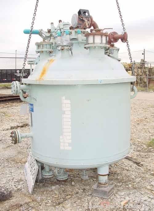 USED:Pfaudler closed tank glass lined reactor, model RA48-300,300 gallon, vertical. 9115 glass. 48" diameter x 36" straight side.Semi-elliptical top and bottom. Internal rated 100 psi/FV at 450 deg F...