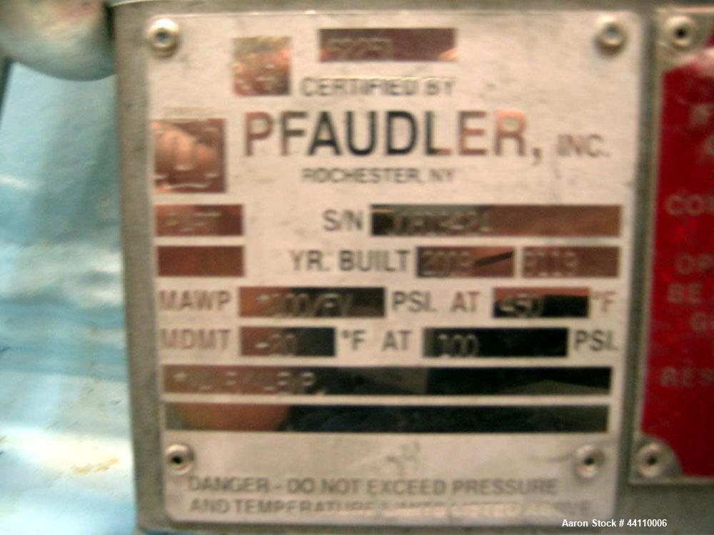 Used Pfaudler Glass Lined Reactor, 200 Gallon. Internal rated 100 psi & Full Vacuum at 450 degrees F, jacket rated 120 psi & Full Vacuum at 450 degrees F.Type 9119 Dark Blue Glass.Bolted top. 316L St...