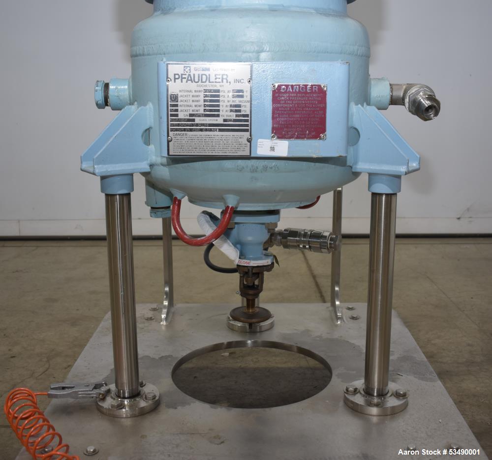 Pfaudler 10 Gallon Model RT14-10 Glass Lined 9115 Vertical Reactor