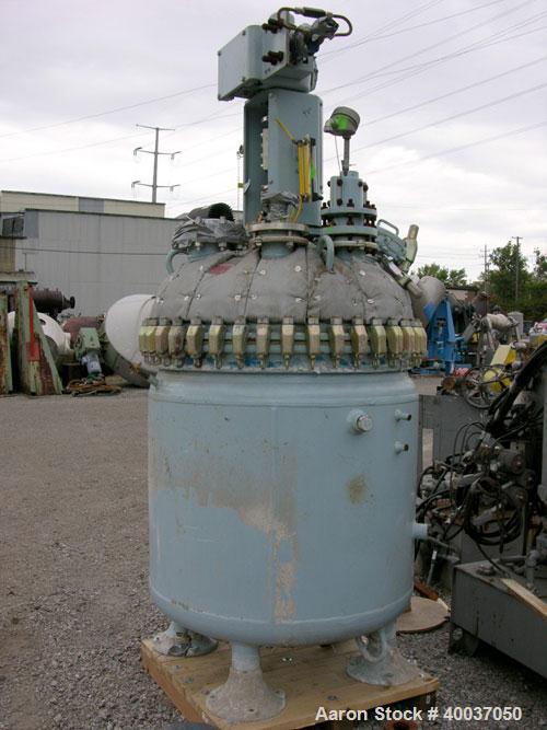 Used: Pfaudler glass lined clamp top reactor, 200 gallon, model RT40-200-10-100, 9125 white glass. Approximately 40" diamete...