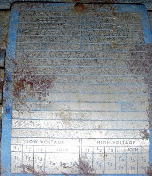 USED: Pfaudler glass lined reactor, 750 gallons, 5015 glass, vertical, 60" diameter x 55" straight side. Dished top and bottom. Internal rated 100 psi/FV at 450 deg F, carbon steel jacket rated at 90...