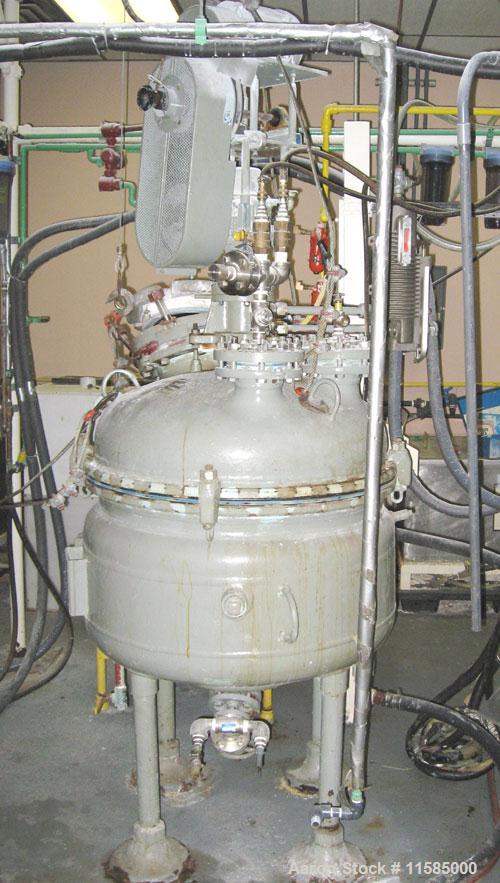 Unused-Used: 50 gallon Pfaudler glass lined reactor, 32" diameter, clamped top. Internal rated 100 psi/full vacuum @450 deg ...