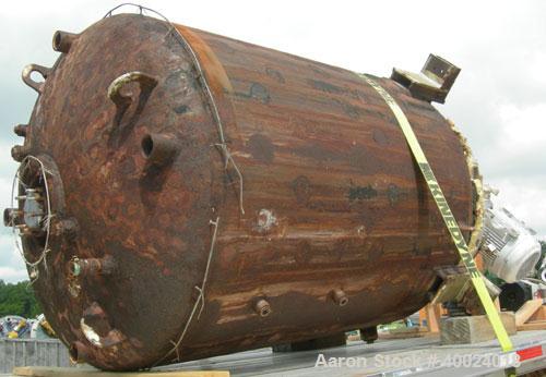 Used Pfaudler Glass Lined Reactor, 1000 gallon, 5025 white glass with calibration lines. Approximately 5' diameter x 6' straight side, dished top and bottom. Internal rated 150 psi and full vacuum at...