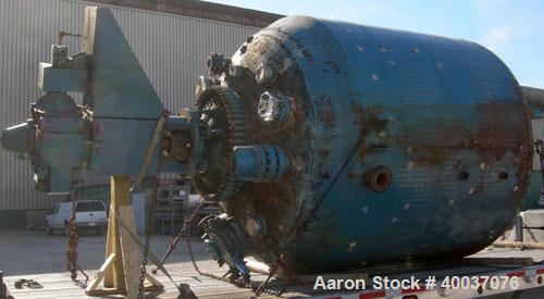 Used Pfaudler Glass Lined Reactor, 3000 gallon, 3315 blue glass, vertical. Approximately 96'' diameter x 84'' straight side, dished top and bottom. Internal rated 100/fv psi at 650 deg F, jacket rate...